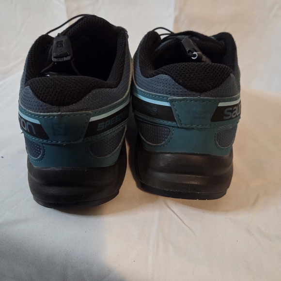 Salomon Kids/Juniors Teal and Black Trail or Hiking Shoes Size 6 - Picture 6 of 9